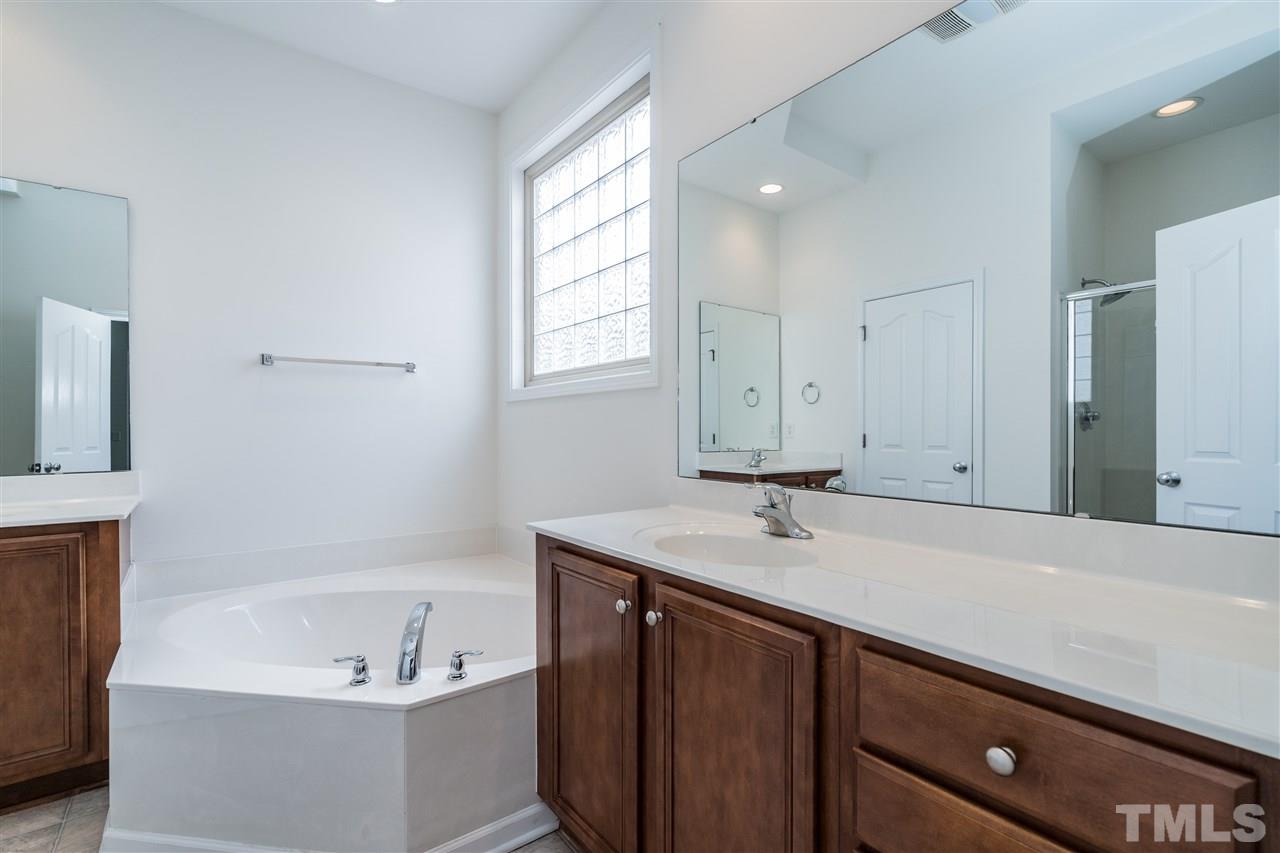 7775 Berry Crest Avenue Raleigh, NC 27617 - Photo 15 of 27