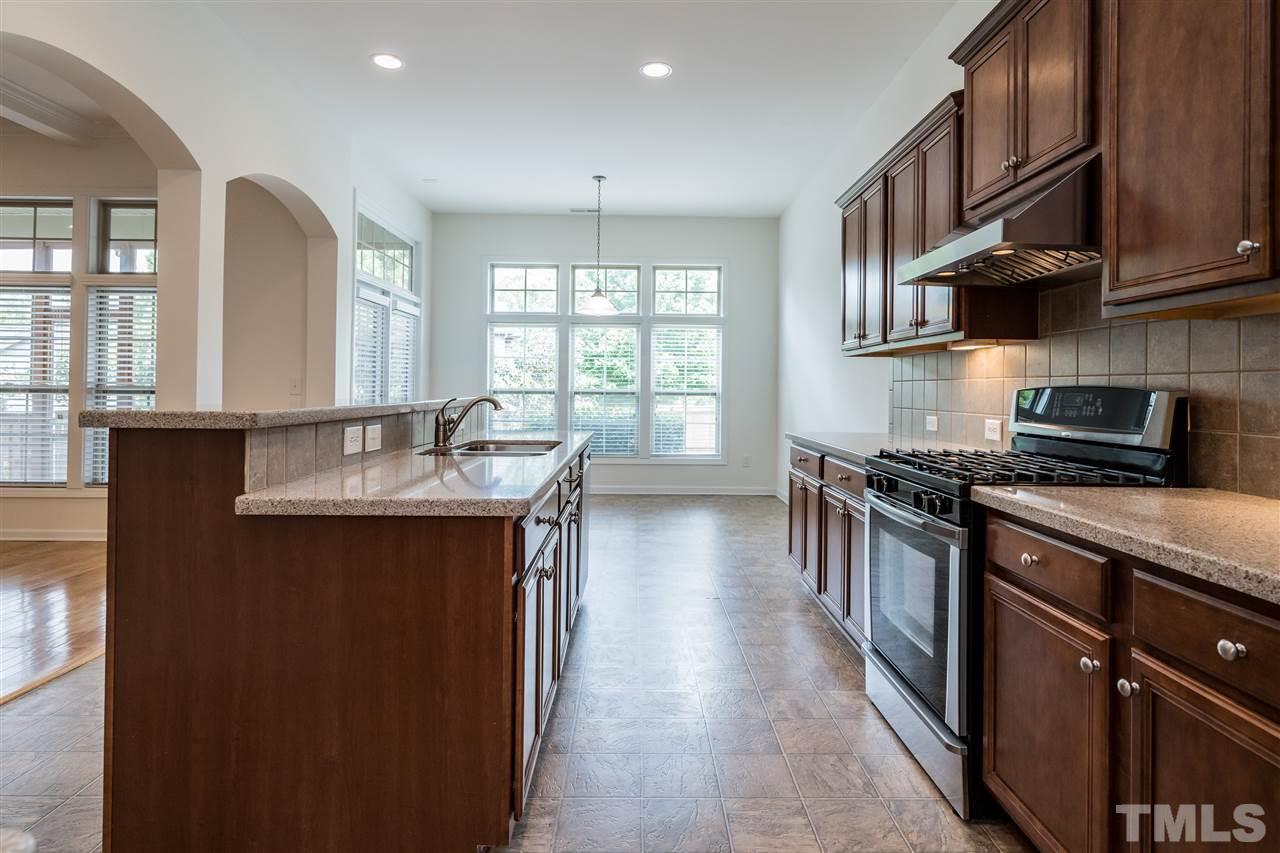 7775 Berry Crest Avenue Raleigh, NC 27617 - Photo 10 of 27