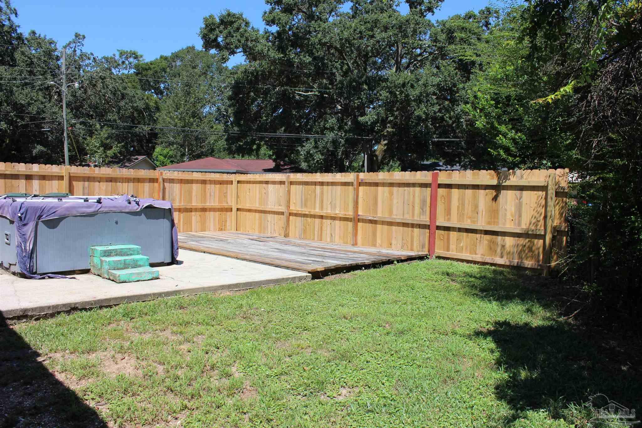 711 East Montclair Road Pensacola, FL 32505 - Photo 4 of 20 Gallery Image 4