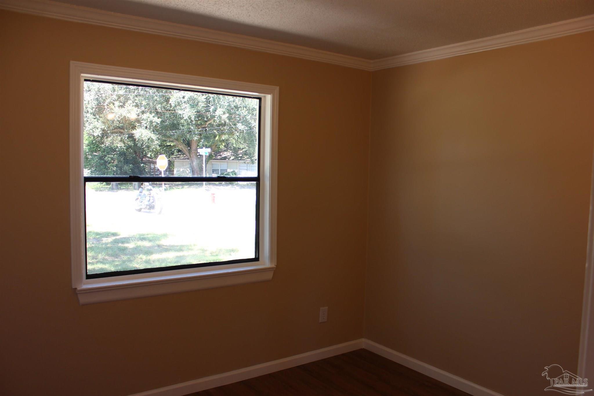 711 East Montclair Road Pensacola, FL 32505 - Photo 8 of 20 Gallery Image 8