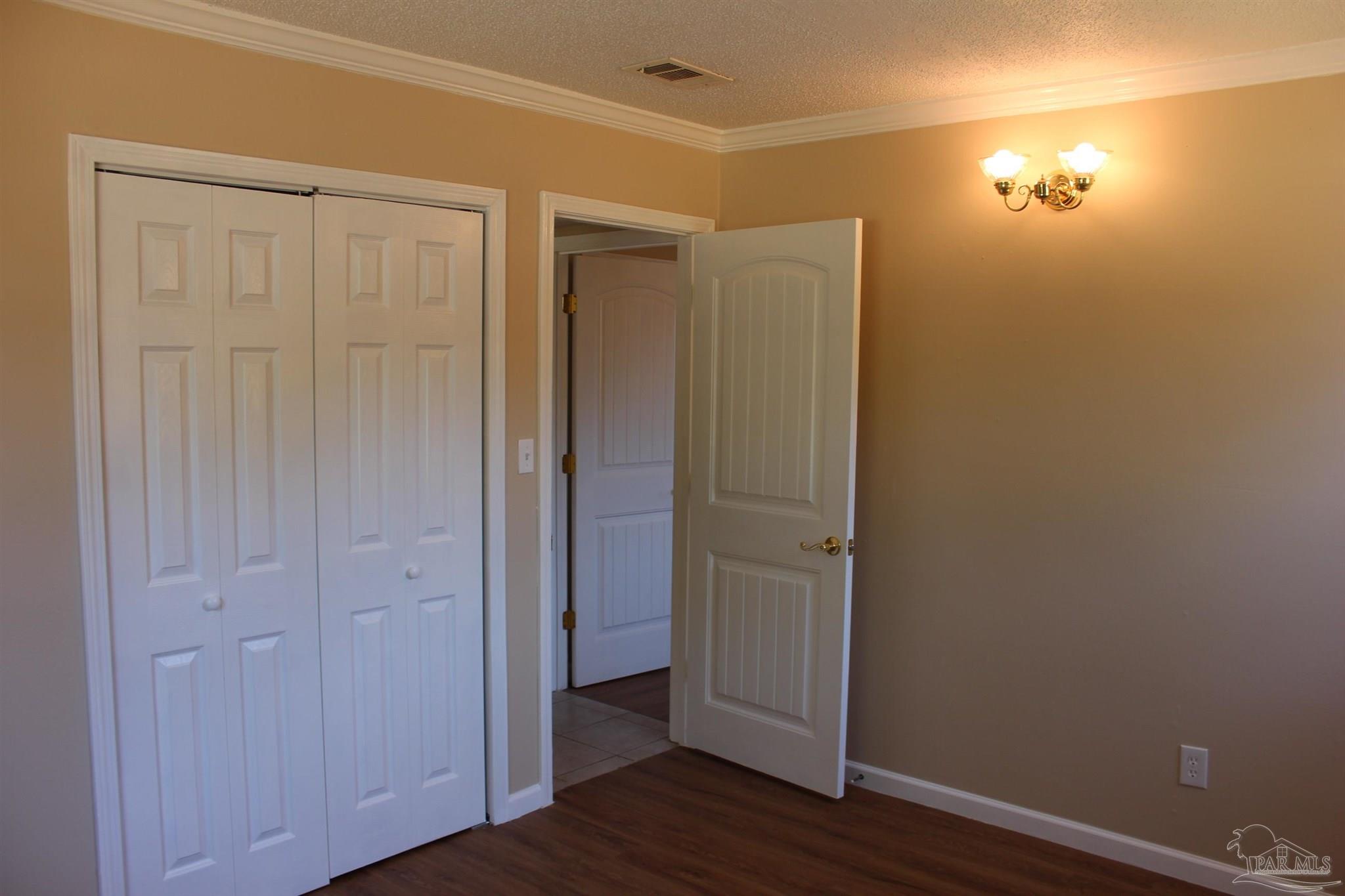 711 East Montclair Road Pensacola, FL 32505 - Photo 10 of 20 Gallery Image 10