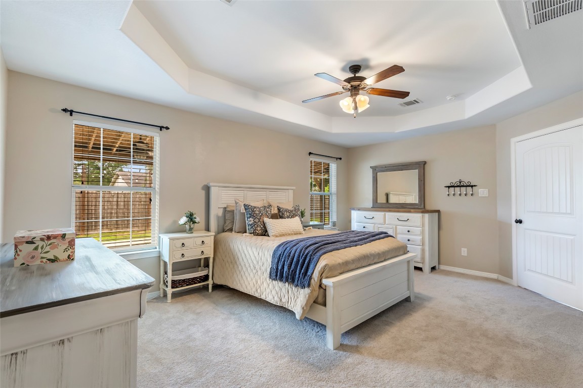 735 Broad Ripple Drive Houston, TX 77336 - Photo 16 of 32