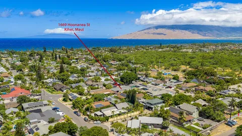 $1,250,000 | 1669 Hoonanea Street, Kihei, HI 96753