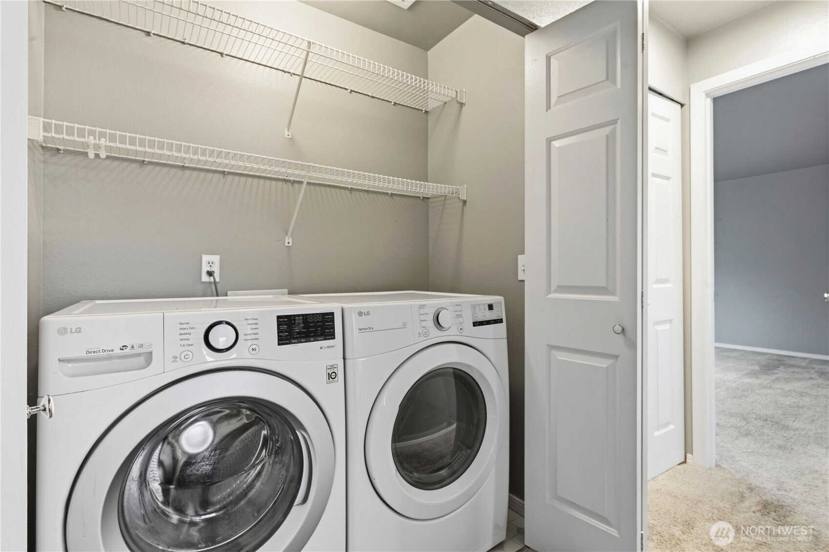 5624 South 233rd Street, Unit 41 Kent, WA 98032 - Photo 32 of 37 a utility room with dryer and washer