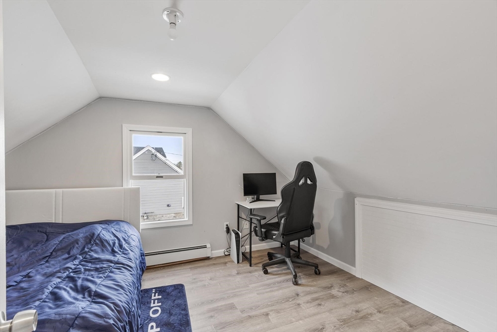 1430 Mammoth Road Dracut, MA 01826 - Photo 20 of 41