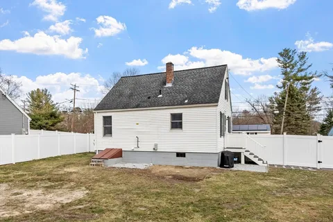 $499,000 | 1430 Mammoth Road, Dracut, MA 01826