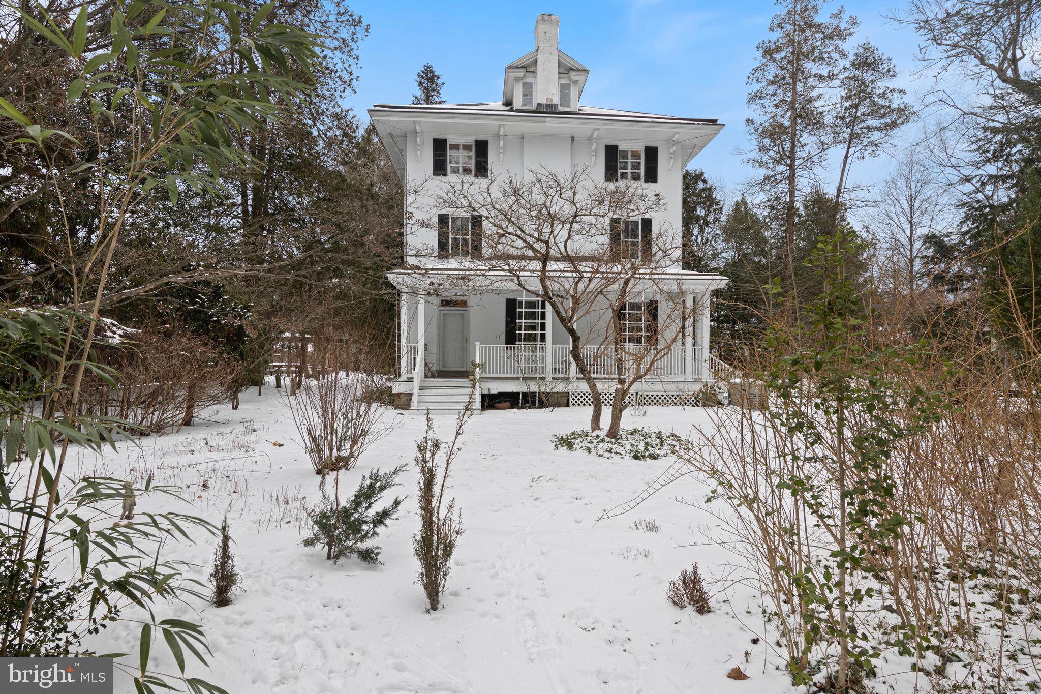 1009 Bent Road Media, PA 19063 - Photo 1 of 42 Stunning Federal style Colonial