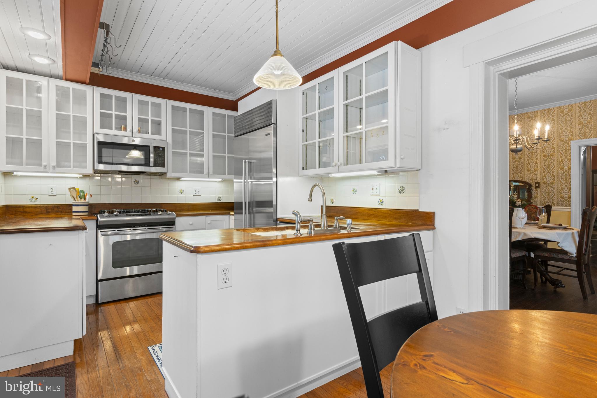 1009 Bent Road Media, PA 19063 - Photo 18 of 42 Butcher block Counters