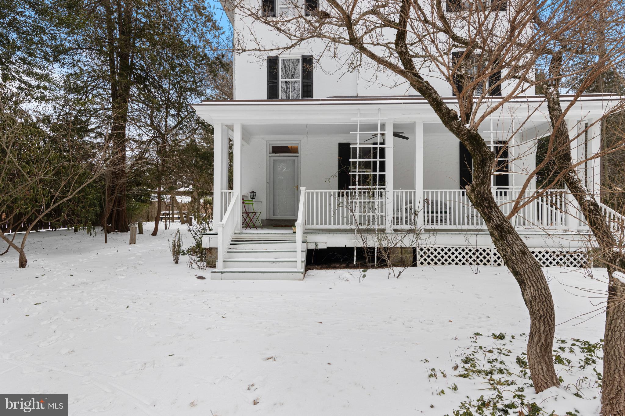 1009 Bent Road Media, PA 19063 - Photo 2 of 42 Wonderful Front Porch