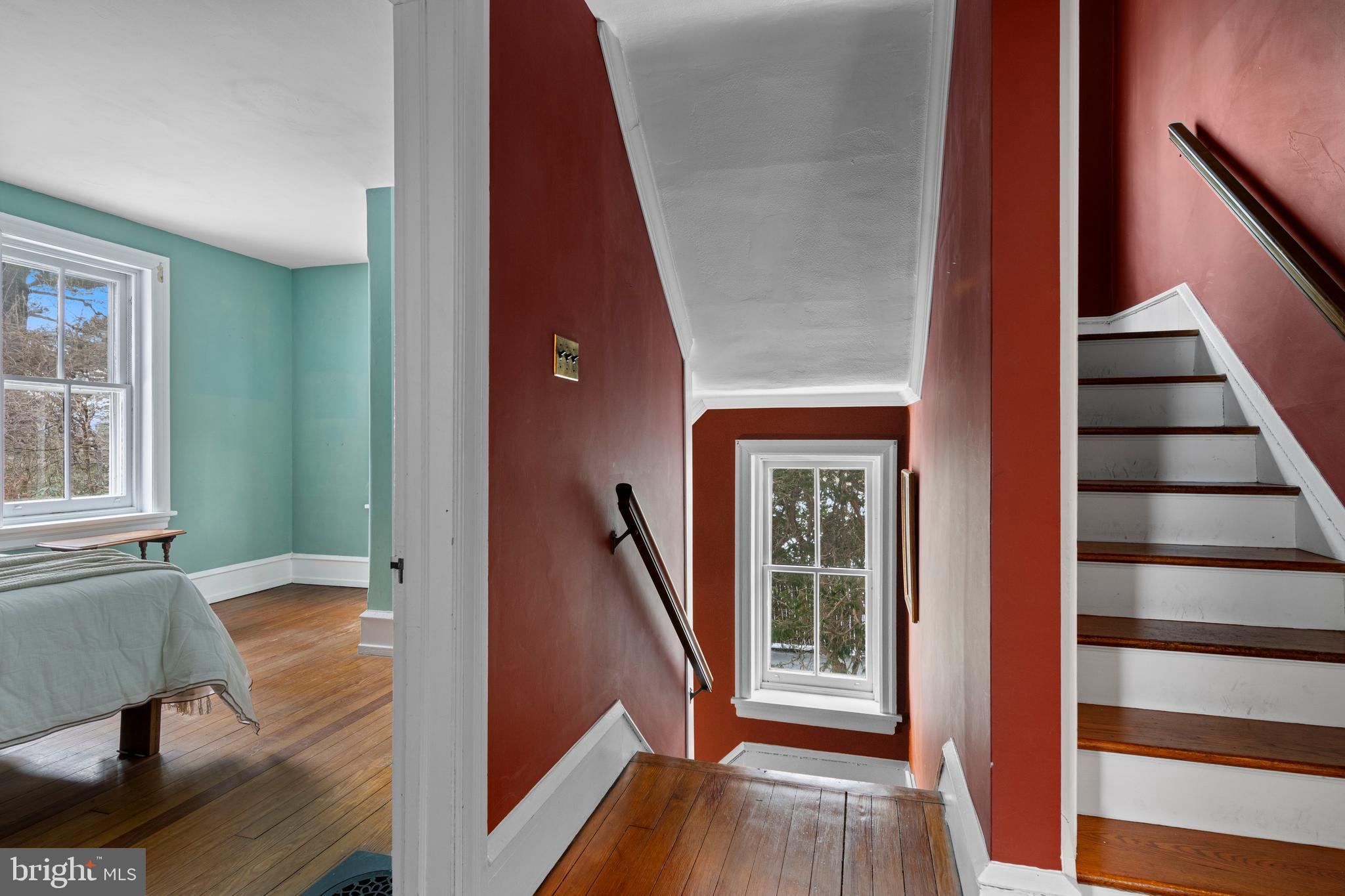 1009 Bent Road Media, PA 19063 - Photo 21 of 42 Stairwell to 2nd Floor