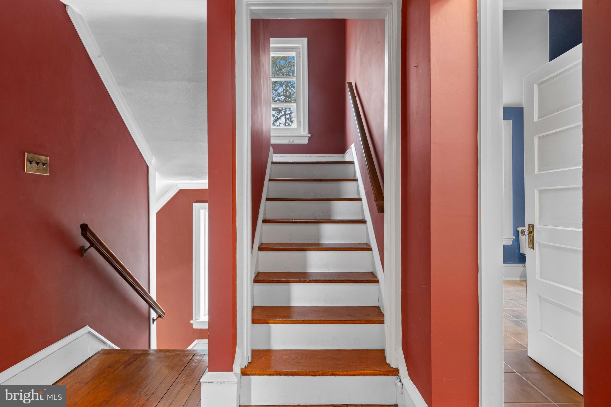 1009 Bent Road Media, PA 19063 - Photo 32 of 42 Wide Stairwell to 3rd Floor