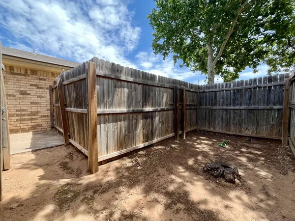 $795 | 2308 74th Street, Unit B3, Lubbock, TX 79423