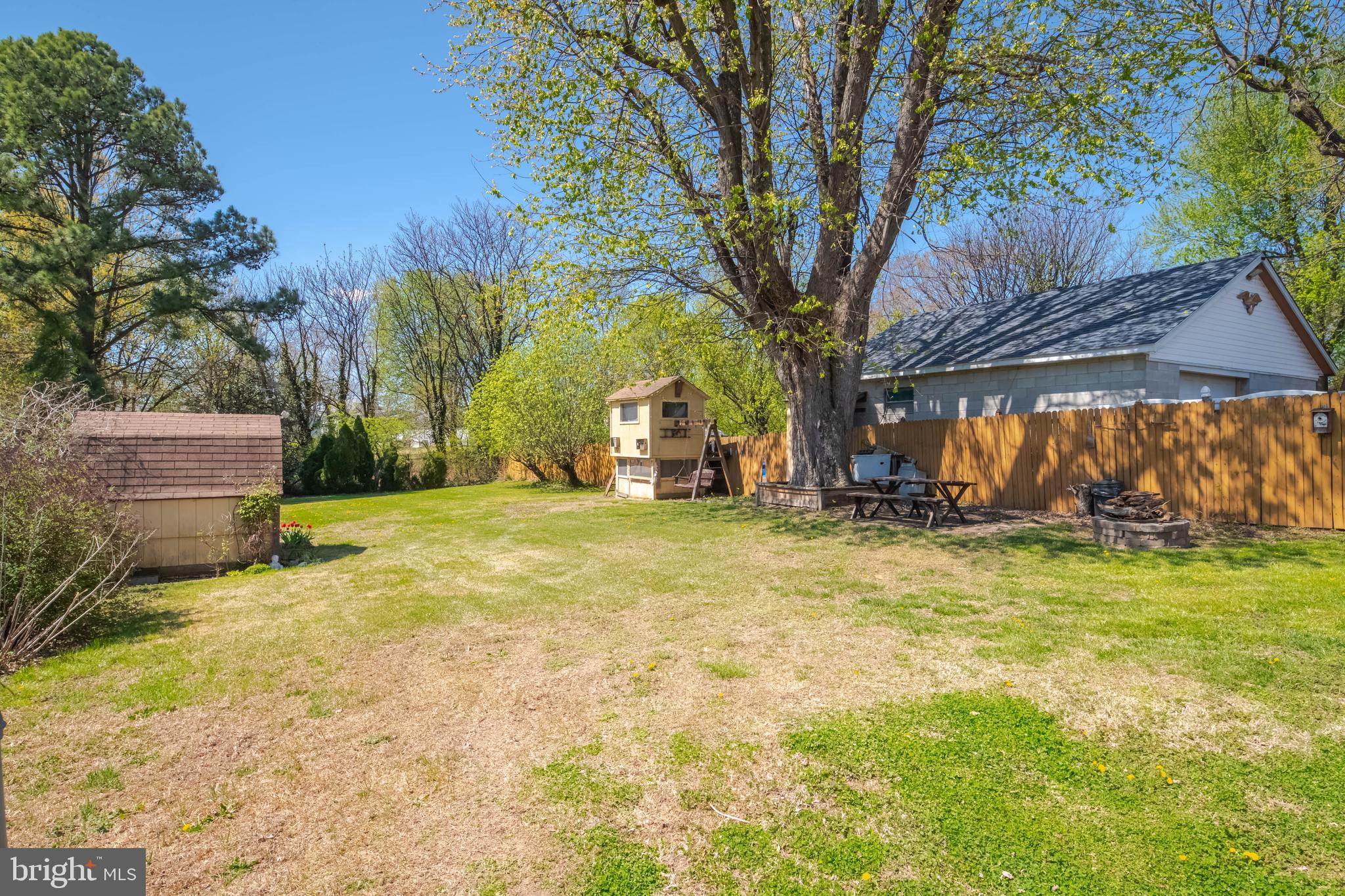 318 Lorraine Avenue Baltimore, MD 21221 - Photo 27 of 27 a view of backyard with swimming pool