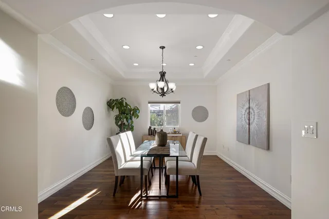 $2,499,000 | 4337 Vista Place, La Canada Flintridge, CA 91011