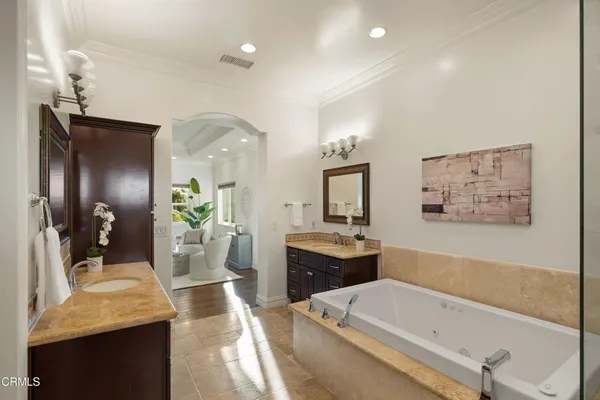 $2,499,000 | 4337 Vista Place, La Canada Flintridge, CA 91011