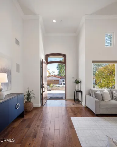 $2,499,000 | 4337 Vista Place, La Canada Flintridge, CA 91011