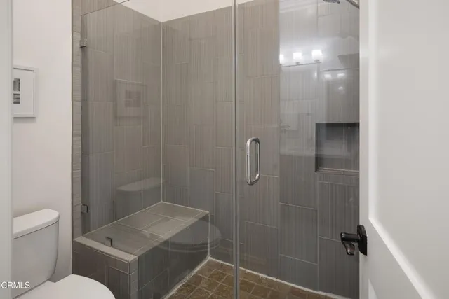 $2,499,000 | 4337 Vista Place, La Canada Flintridge, CA 91011