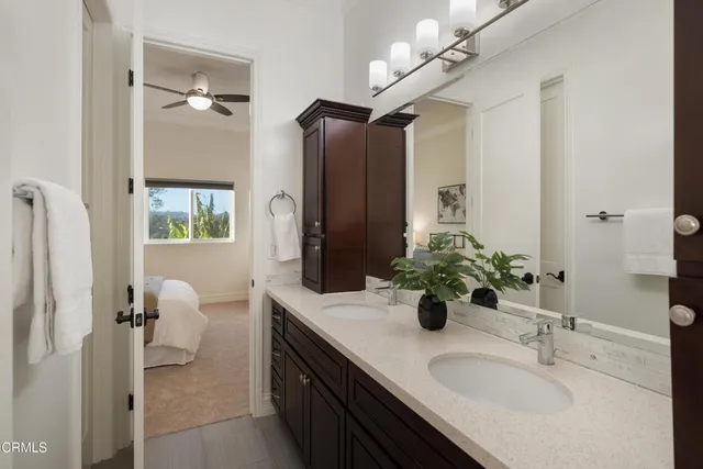 $2,499,000 | 4337 Vista Place, La Canada Flintridge, CA 91011