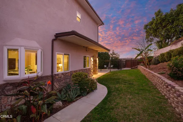 $2,499,000 | 4337 Vista Place, La Canada Flintridge, CA 91011