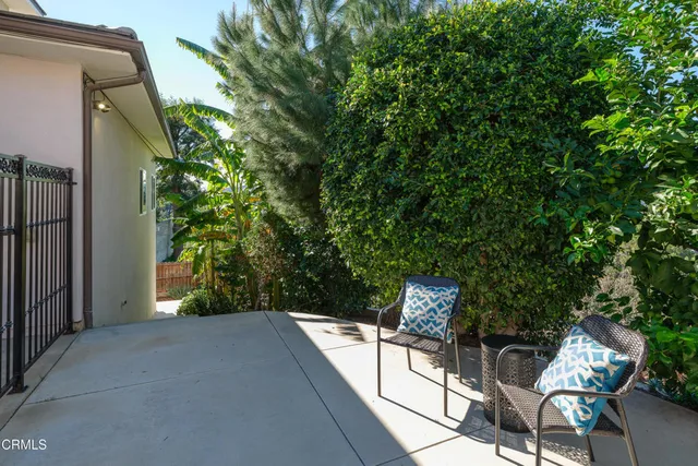 $2,499,000 | 4337 Vista Place, La Canada Flintridge, CA 91011