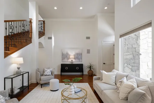 $2,499,000 | 4337 Vista Place, La Canada Flintridge, CA 91011