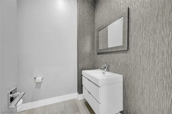 $15,000 | 3726 South Las Vegas Boulevard, Unit 3504, Las Vegas, NV 89158