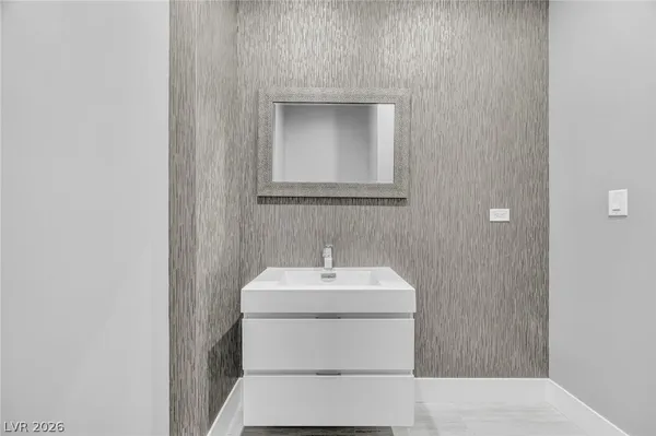 $15,000 | 3726 South Las Vegas Boulevard, Unit 3504, Las Vegas, NV 89158