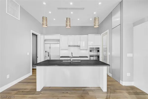 $15,000 | 3726 South Las Vegas Boulevard, Unit 3504, Las Vegas, NV 89158