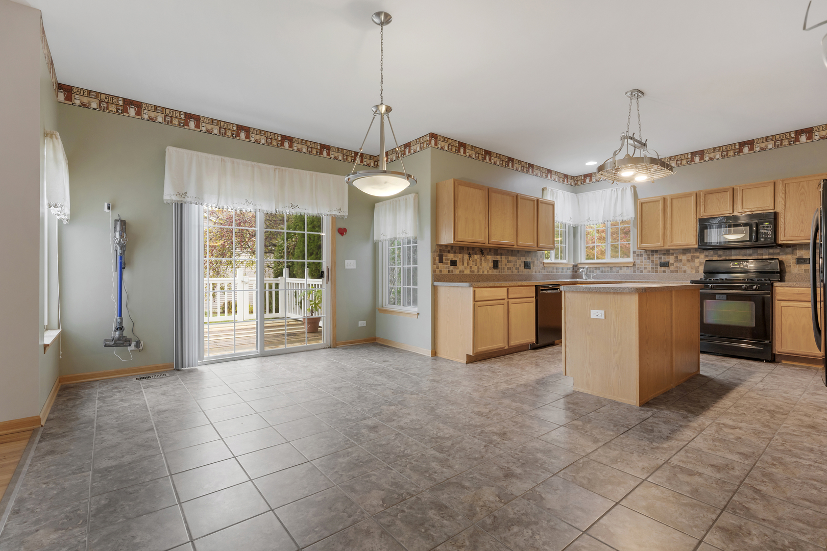 9507 Inverness Court Huntley, IL 60142 - Photo 8 of 26 Gallery Image 8