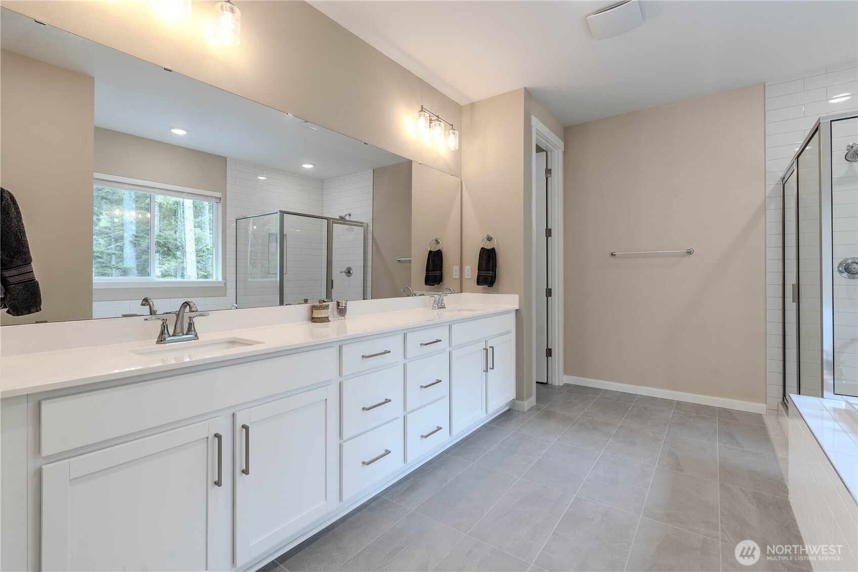 4500 Explorer Avenue Port Orchard, WA 98367 - Photo 17 of 32