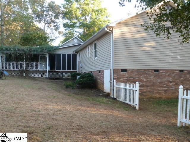 236 Crooked Tree Drive Inman, SC 29349 - Photo 2 of 26