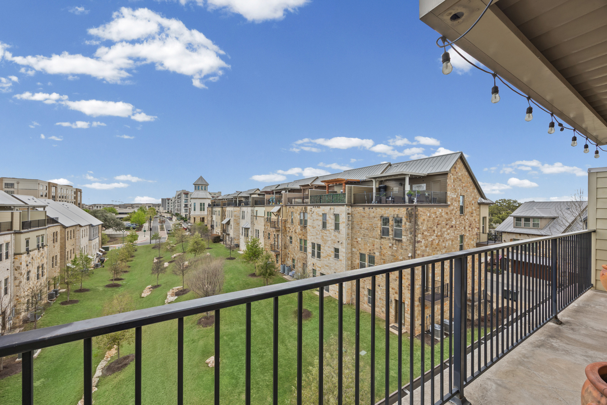 1112 Highknoll Lane Georgetown, TX 78628 - Photo 33 of 40 Gorgeous!