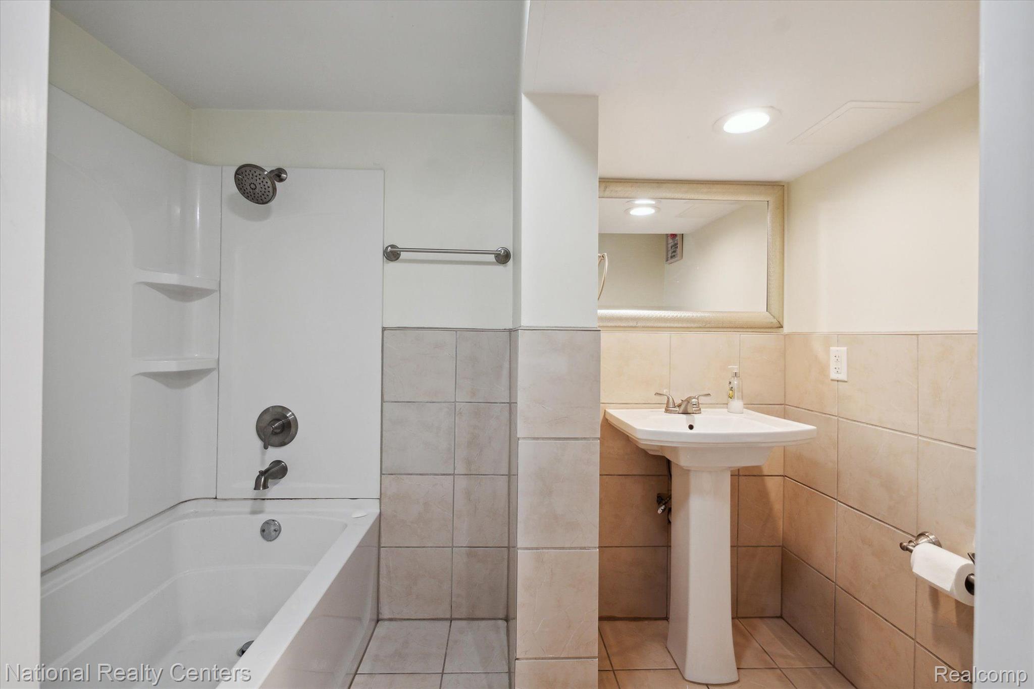 6115 Raintree Drive Canton, MI 48187 - Photo 44 of 52