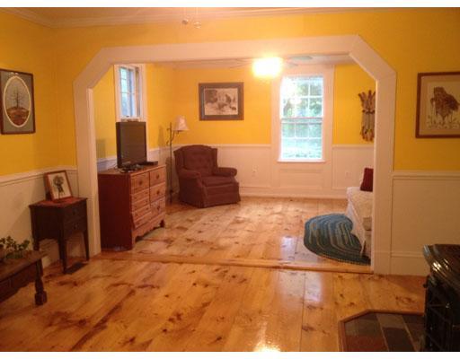927 Kennebec Road Hampden, ME 04444 - Photo 4 of 25 Living Room.