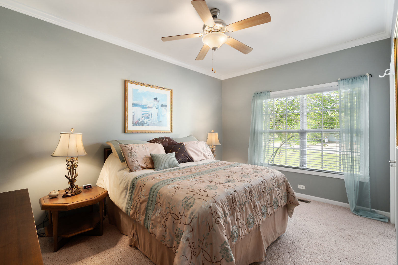 14 Winthrop New Road Sugar Grove, IL 60554 - Photo 17 of 25 a bedroom with a bed and a window