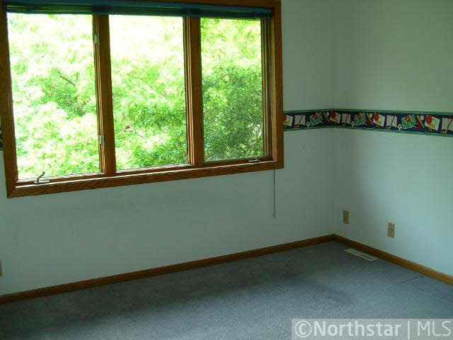 8608 Sandro Road Bloomington, MN 55438 - Photo 17 of 18