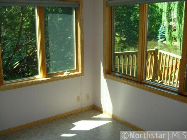 8608 Sandro Road Bloomington, MN 55438 - Photo 5 of 18