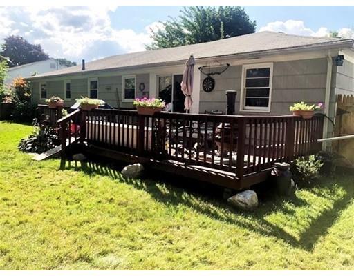 80 Herrman Street West Springfield, MA 01089 - Photo 1 of 19 a front view of a house having yard