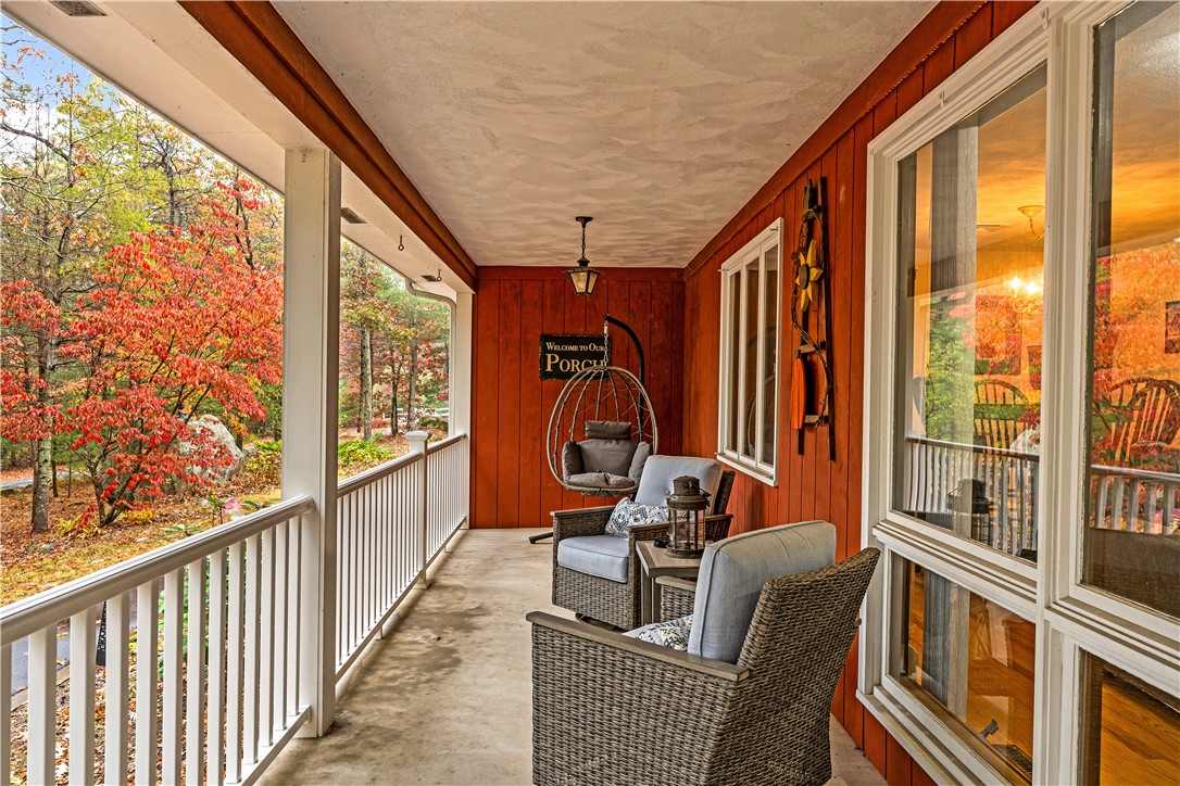 420 Robin Hollow Road West Greenwich, RI 02817 - Photo 4 of 34