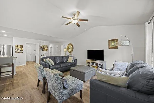 $374,900 | 238 Poppleton Drive, Hampstead, NC 28443