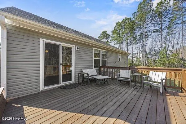 $374,900 | 238 Poppleton Drive, Hampstead, NC 28443