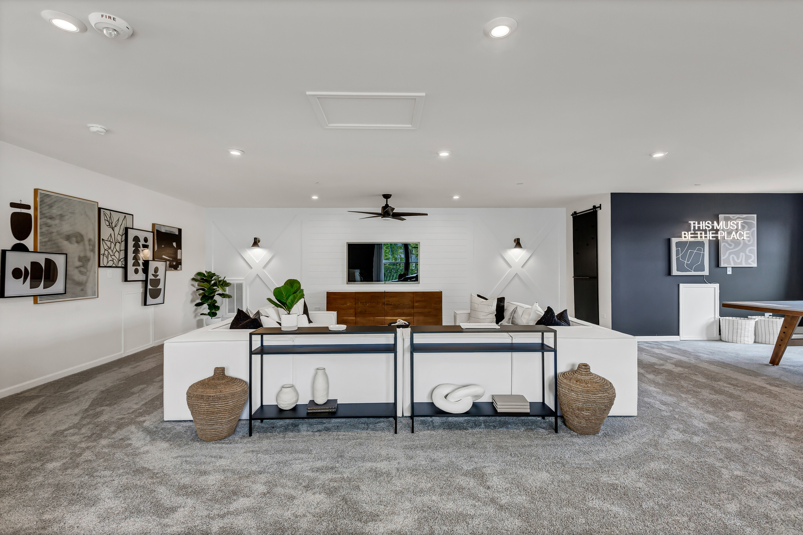1237 Josiah Road Naperville, IL 60563 - Photo 15 of 16 a living room with furniture and a table