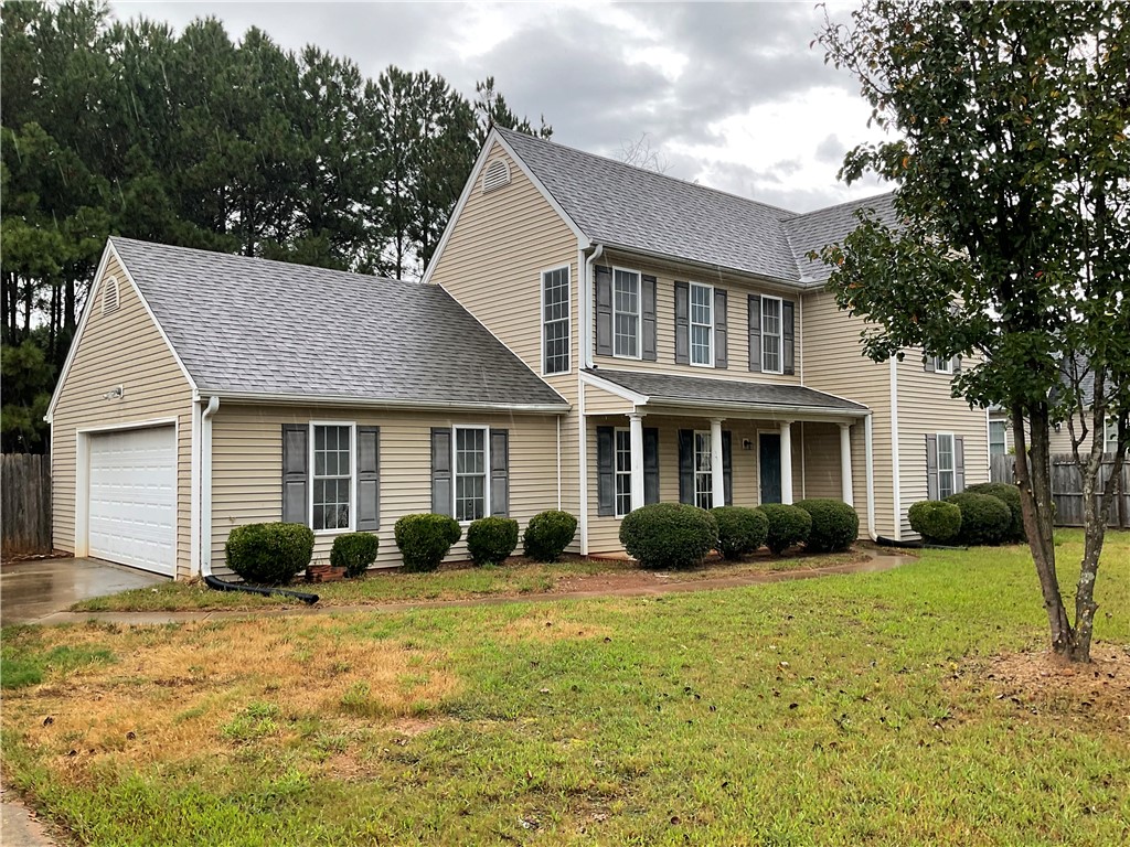 102 Soaring Hawk Court Anderson, SC 29621 - Photo 1 of 15 A spacious front yard leads to this classic multi-level residence with an attached garage.
