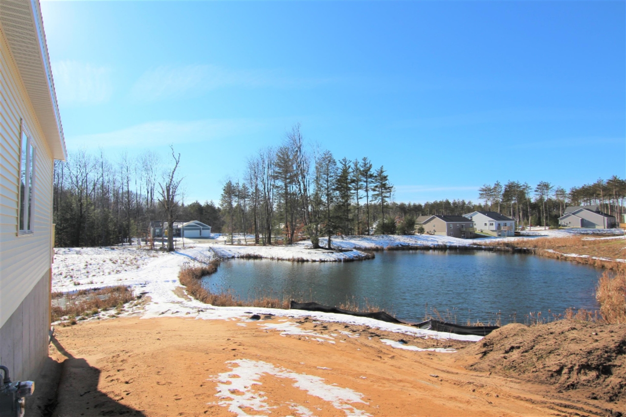 2561 Eagle Ridge Muskegon, MI 49444 - Photo 2 of 7 Gallery Image 2