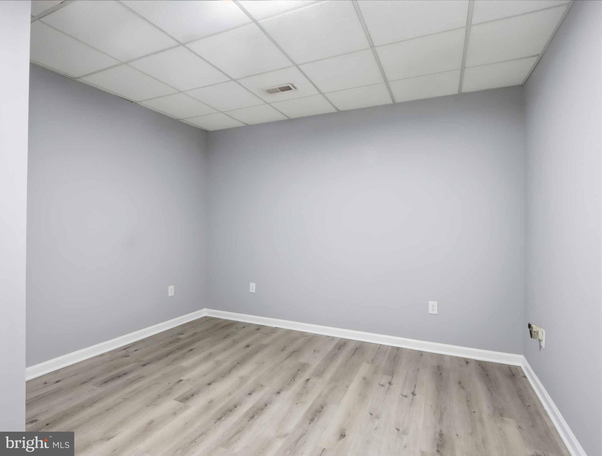 8147 Hog Neck Road Pasadena, MD 21122 - Photo 12 of 15