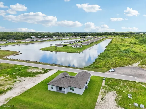 $510,900 | 923 Admiral Bull Halsey Avenue, LaBelle, FL 33935