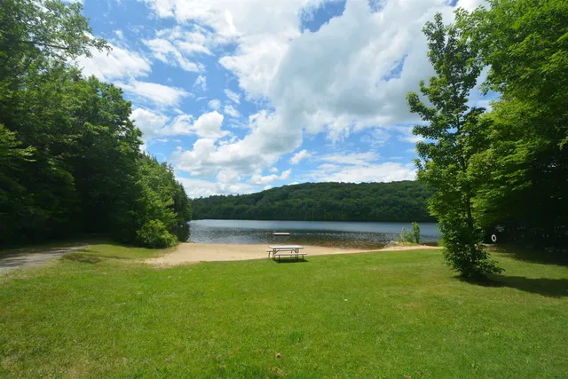 $45,000 | 14 Oak Lane, Grantham, NH 03753