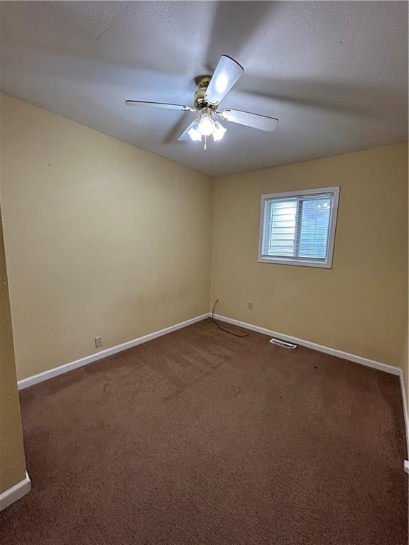 2012 South Locust Street Pittsburg, KS 66762 - Photo 10 of 16