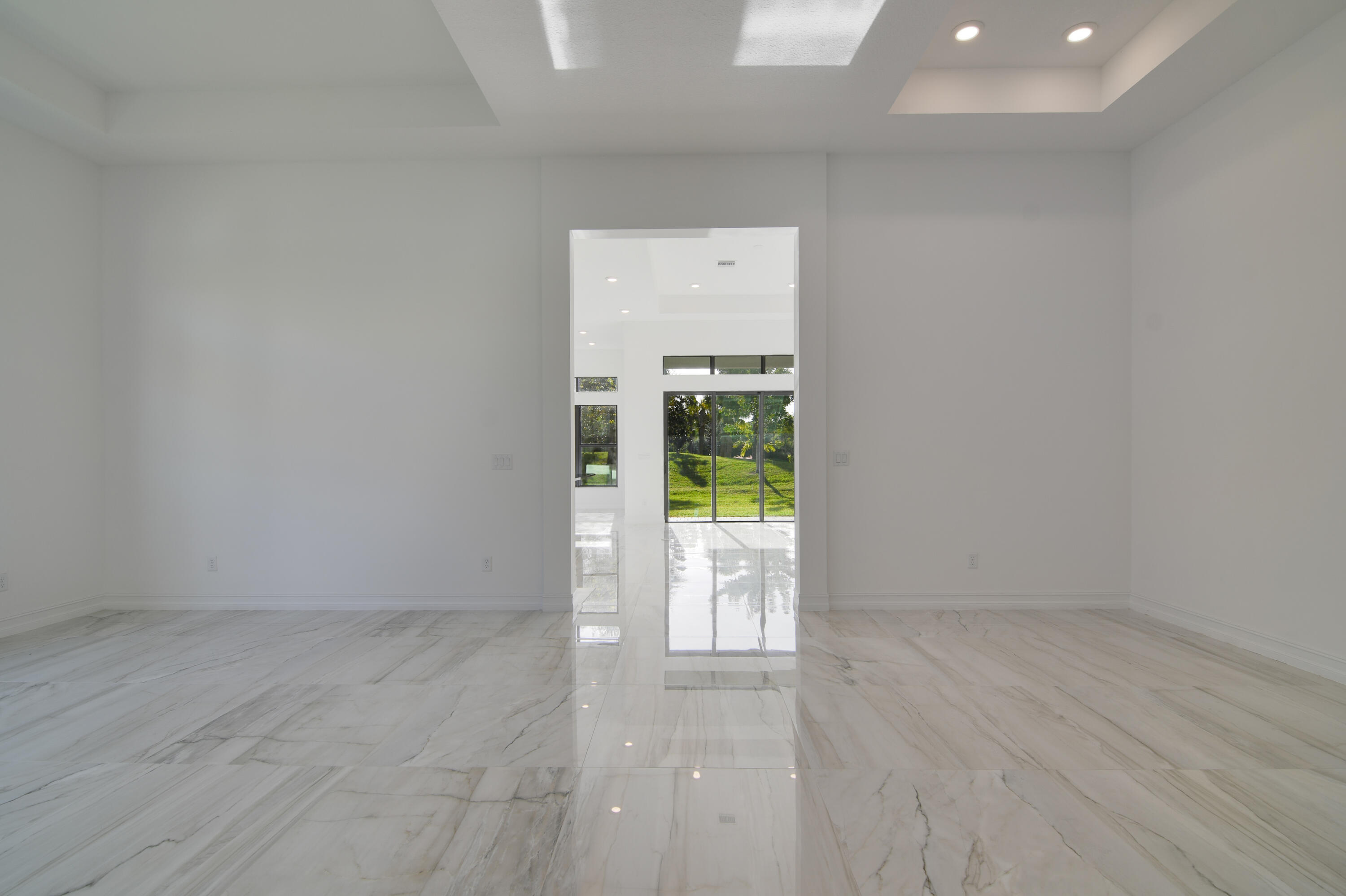 8827 Leon Circle, Unit 286 Parkland, FL 33076 - Photo 24 of 34 a view of an empty room with a window
