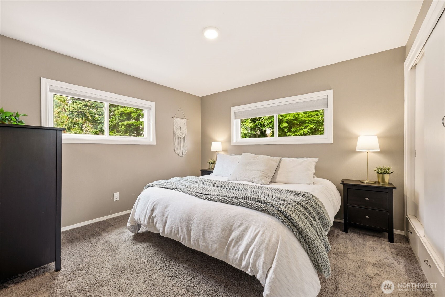 316 Southwest 124th Street Seattle, WA 98146 - Photo 14 of 37